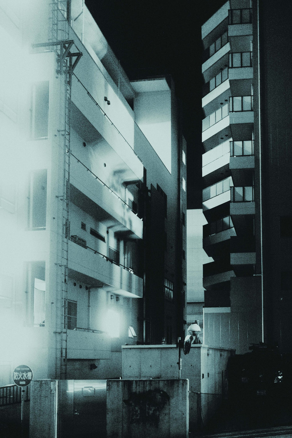 B&W Lightroom Preset Pack 'MONOXIDE'
