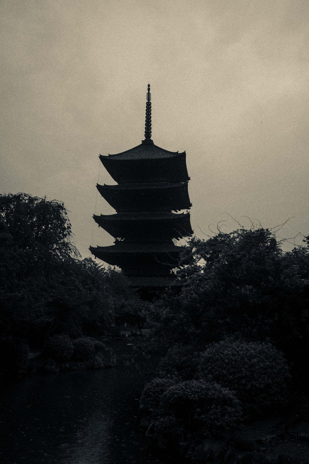 B&W Lightroom Preset Pack 'MONOXIDE'
